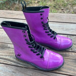 Beverly Hills Polo Club Women's Purple Patent Leather Lace Up Boots *Has A Flaw*
